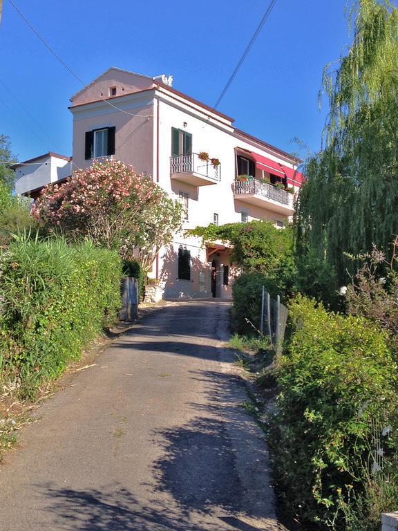 Casa Sul Monte D'oro Scauri (Lazio) Exterior foto