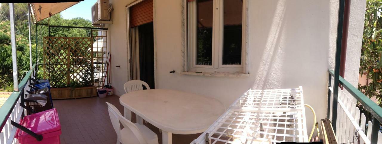 Casa Sul Monte D'oro Scauri (Lazio) Exterior foto
